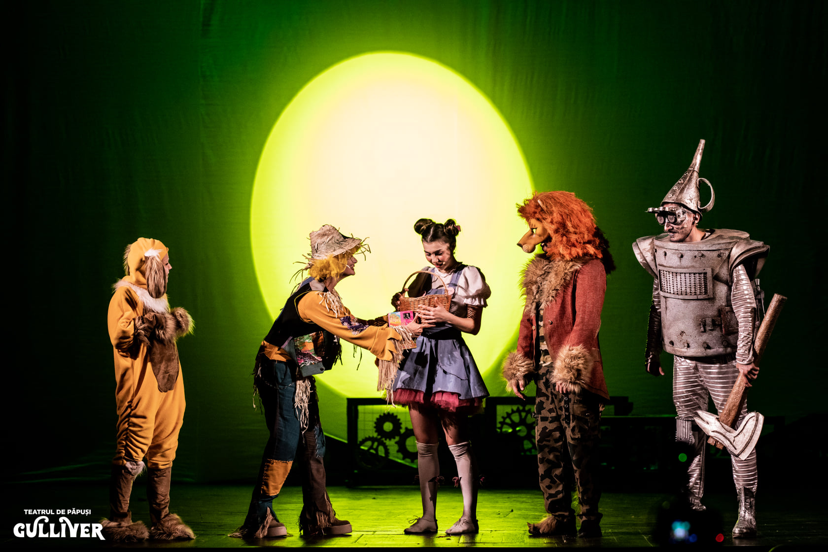 Un curcubeu de emoție și culoare la spectacolul ”Vrăjitorul din Oz”, de la Teatrul ”Gulliver”